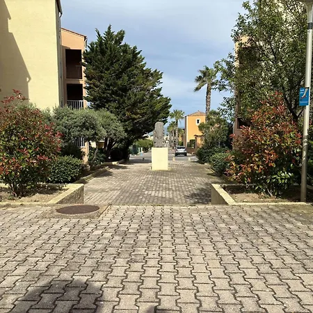 T2 Mezzanine, Parking, Proche Plage, 6 Pers - Terrasse Lumineuse Et Equipements Complets - Fr-1-795-31 Vila *