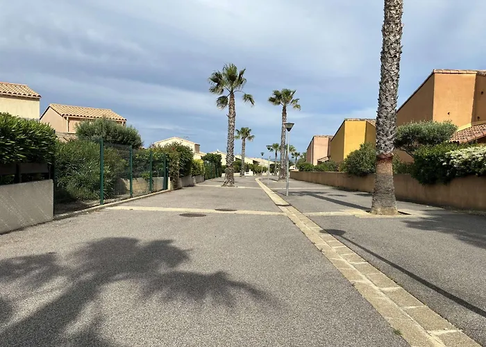 T2 Mezzanine, Parking, Proche Plage, 6 Pers - Terrasse Lumineuse Et Equipements Complets - Fr-1-795-31